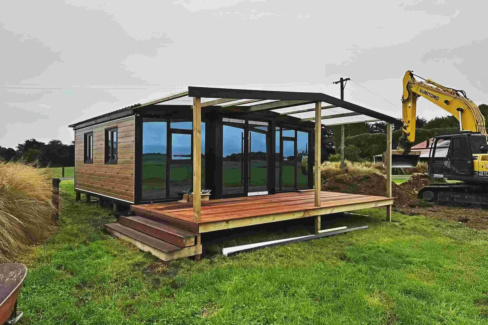 Read more about the article What Exactly Is a Modern Container House? Redefining Temporary Space Solutions