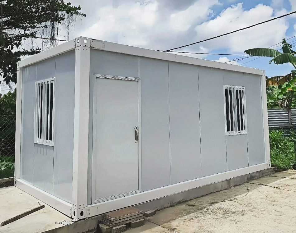 Detachable container house